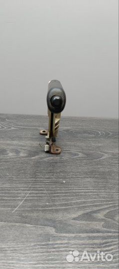 Рычаг стояночного тормоза Ford Focus 2002