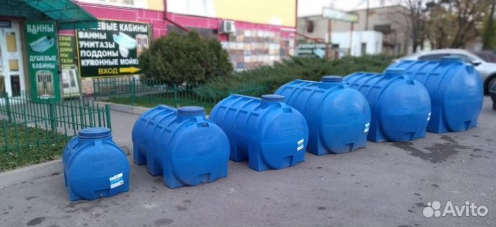 Емкость пластиковая горизонтальная