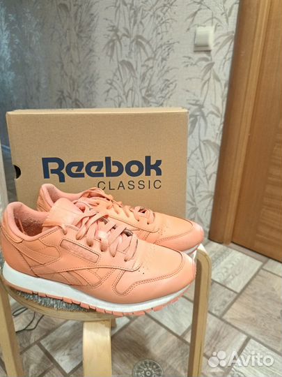 Кроссовки reebok женские 38.5