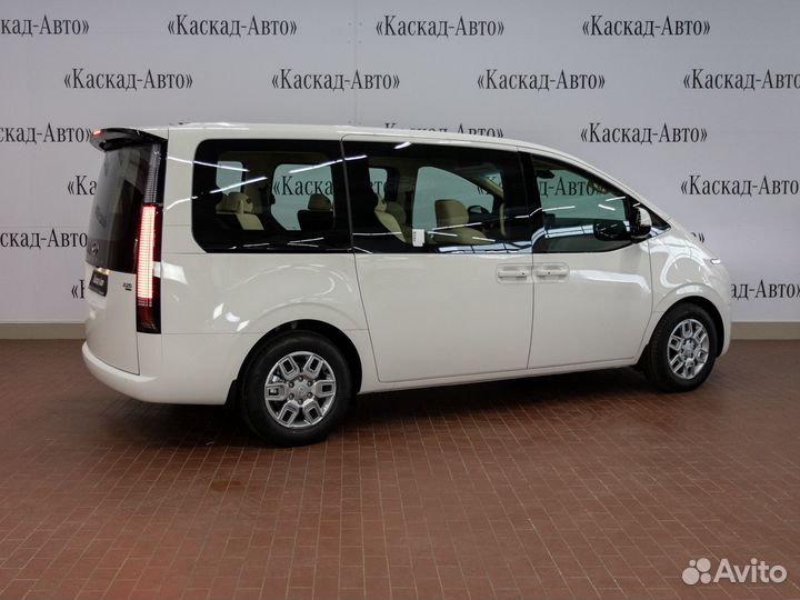 Hyundai Staria 2.2 AT, 2022