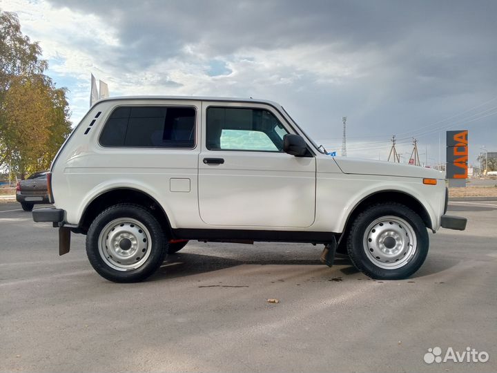 LADA 4x4 (Нива) 1.7 МТ, 2020, 113 000 км
