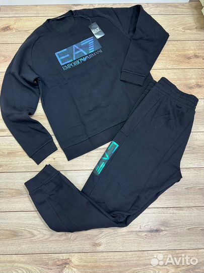 Костюм мужской спортивный оригинал Emporio Armani