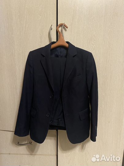 Школьный костюм размер 140 (34-36)