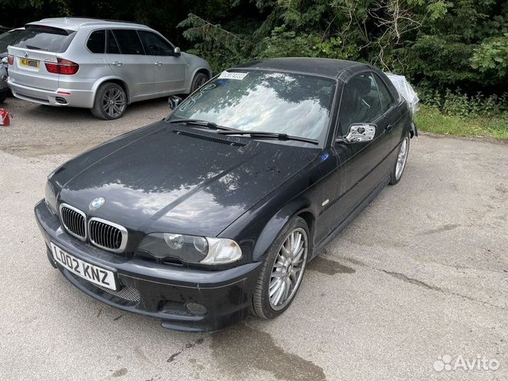 Уголок передний левый Bmw 3 cabrio M54B30 2002