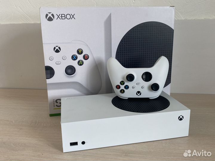 Xbox Series S с играми
