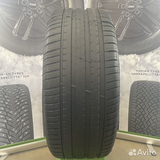 Michelin Pilot Sport 4 SUV 275/40 R22 107Y