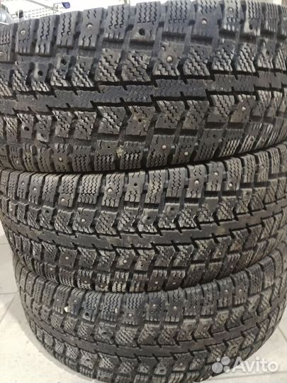 Viatti Vettore Inverno V-524 215/65 R15C