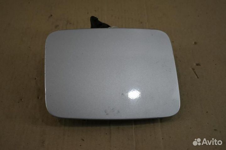 Лючок бензобака Kia Sorento 1 поколение G6CU 2002