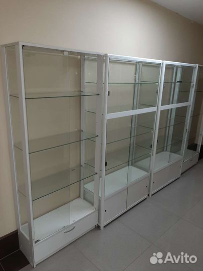 Стеклянная витрина бу
