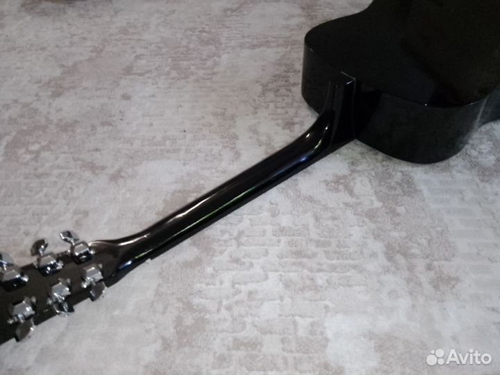 Акустическая гитара Denn