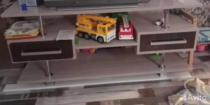 Тумба под телевизор