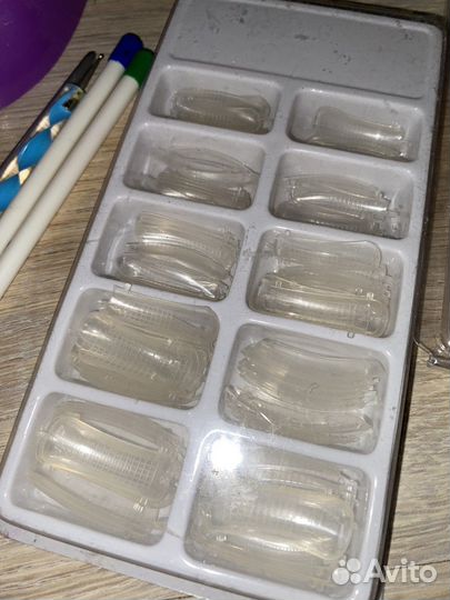 Для наращивания ногтей