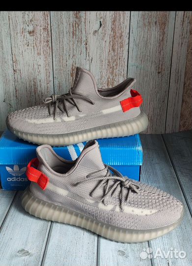 Кроссовки мужские летние adidas yeezy boost V2 350