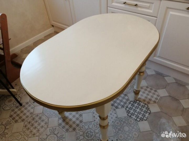 Стол обеденный Лэстрэйд