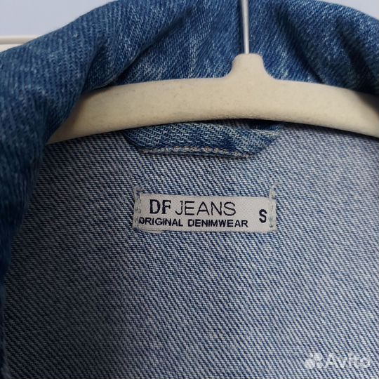 Длинная джинсовая куртка de facto, как плащ (S)