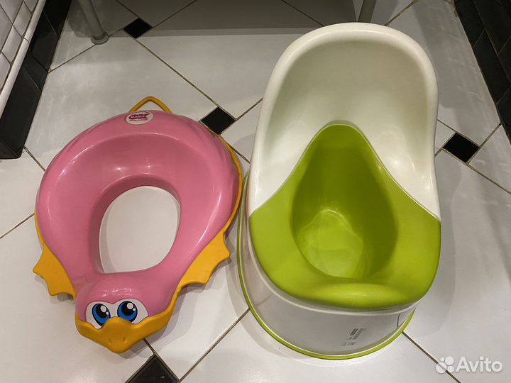 Детский горшок и сиденье на унитаз
