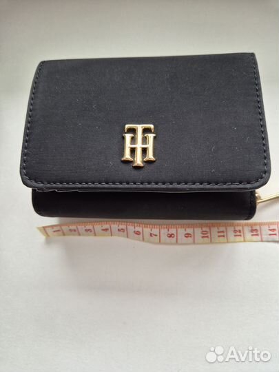 Кошелек женский Tommy Hilfiger черный ткань