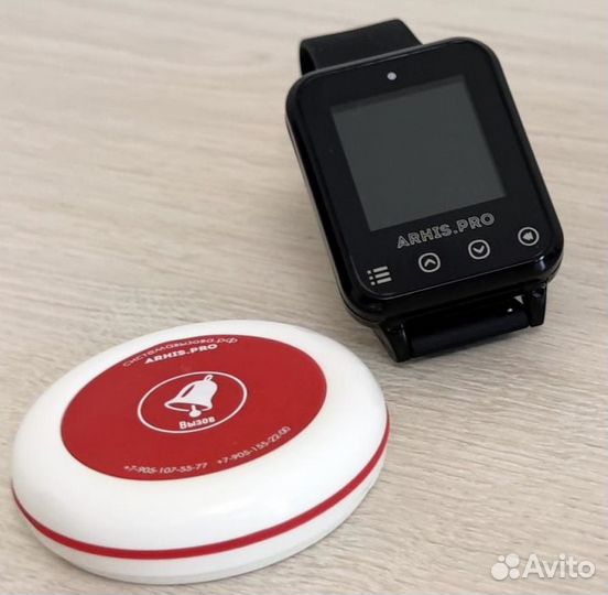 Кнопка вызова официанта и часы пейджер Элит