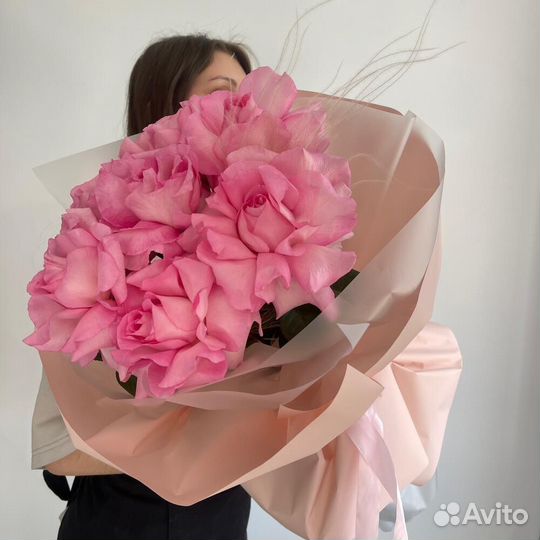 Французская роза в стильном оформлении