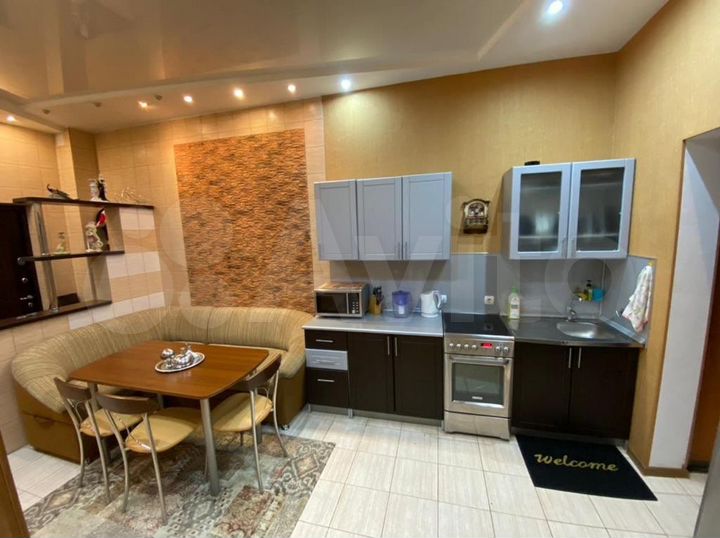 2-к. квартира, 65 м², 4/16 эт.