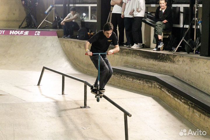 Тренер/Инструктор по трюковому самокату