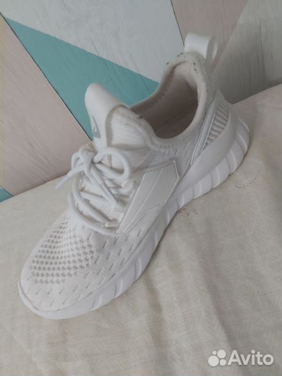 Кроссовки для девочки demix 32 р