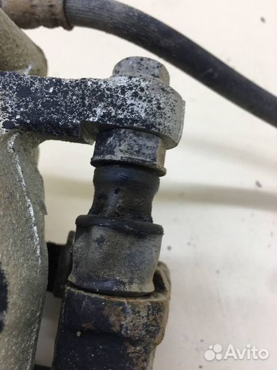 Суппорт передний правый Suzuki Grand Vitara 2005-2015