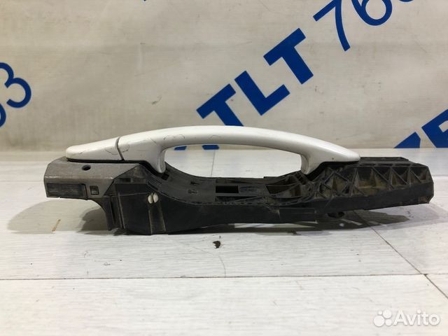 Ручка двери задняя левая skoda yeti 1.2 DSG