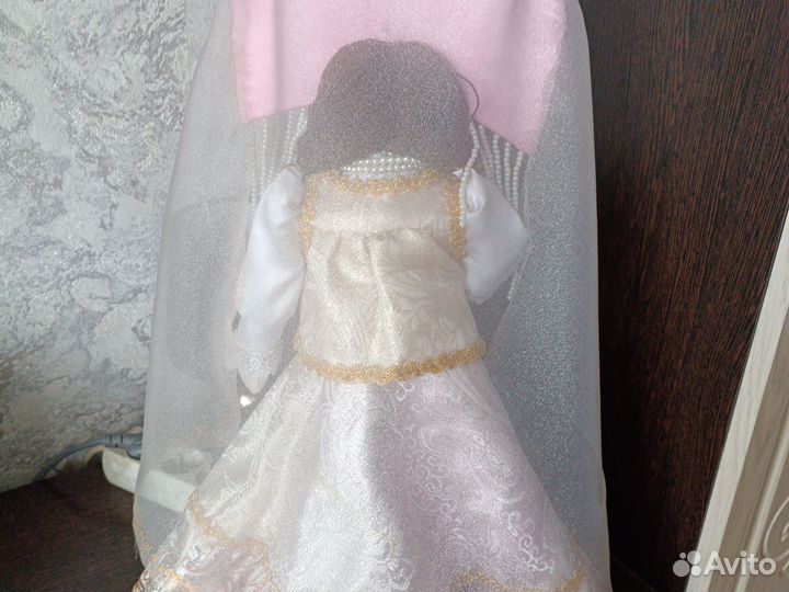 Кукла интерьерная