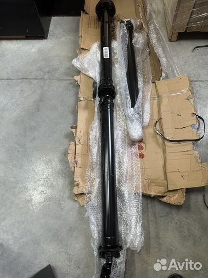 Карданный вал Ford Transit 06-14 1755402