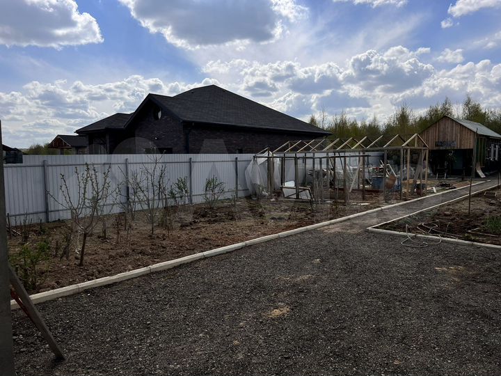 Дом 98 м² на участке 8,8 сот.