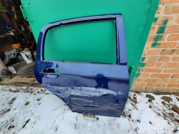 Продам заднюю правую дверь Хендай Гетц