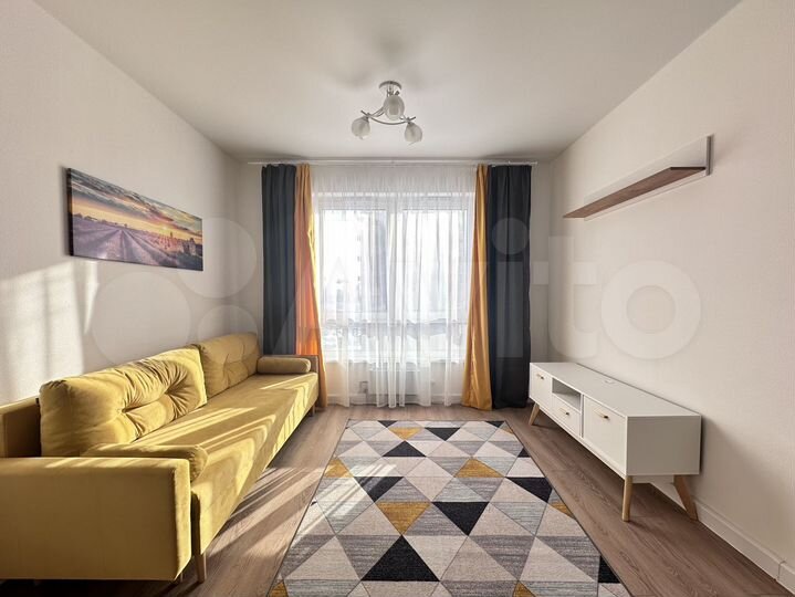 2-к. квартира, 62 м², 13/33 эт.