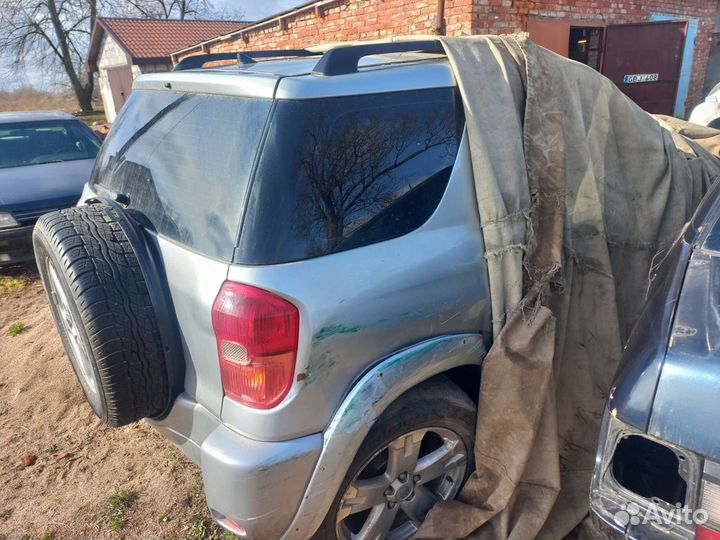 Toyota rav 4 коротыш 2002г