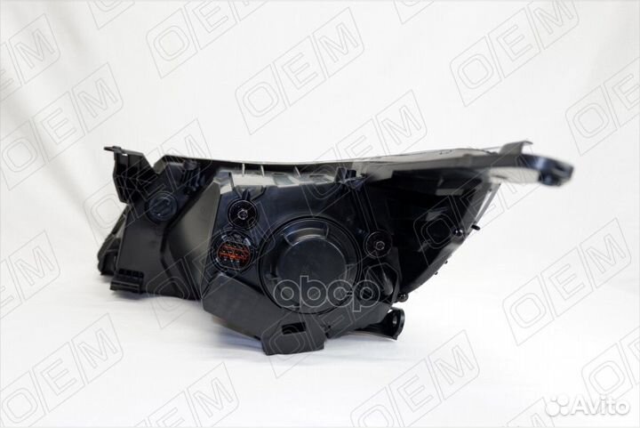 Фара правая Kia Rio 3 QB 2011-2015 OEM0015FR