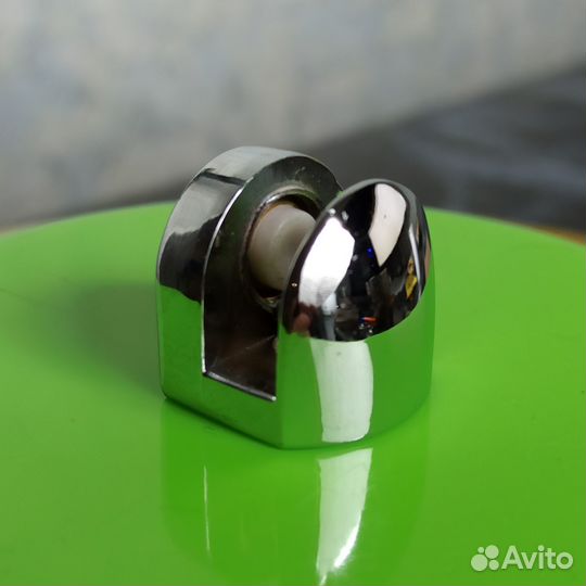 Полкодержатель, крепёж для стекла и панели