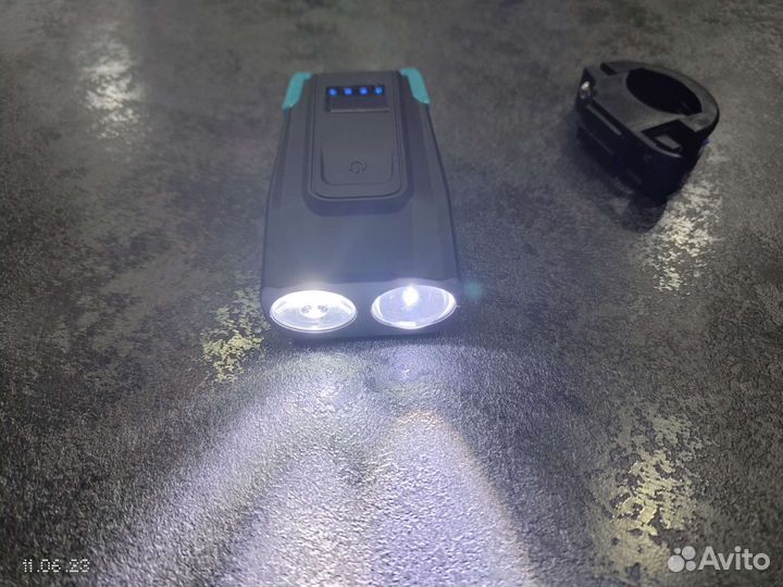 Фонарь велосипедный