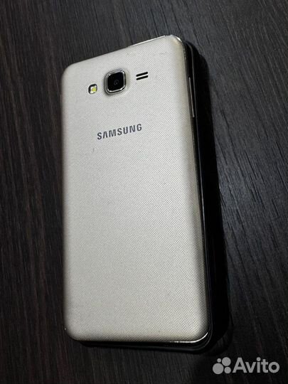 Samsung Galaxy J7 Neo, 2/16 ГБ