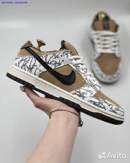 Кроссовки Nike SB Dunk Low Cactus Jack (Арт.41148)