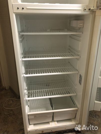 Холодильник Stinol 110EL б/у