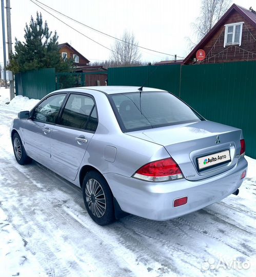 Mitsubishi Lancer 1.6 МТ, 2005, 216 000 км
