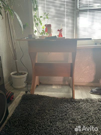 Стол кухонный бу