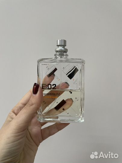 Escentric molecules 02