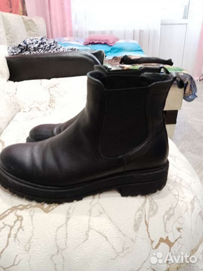 Кожаные ботинки 40
