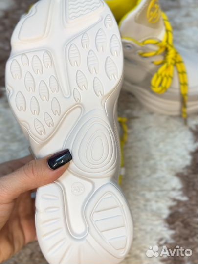 Кроссовки женские на платформе новые