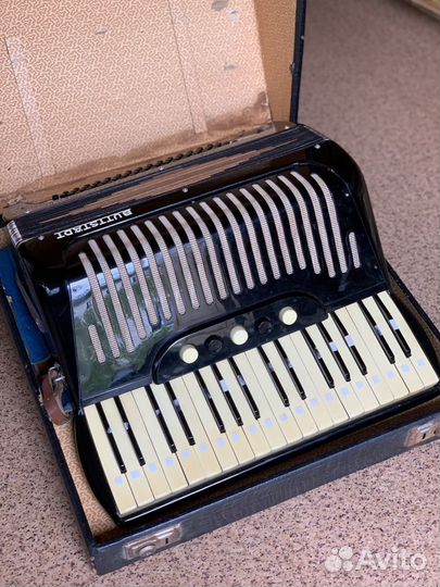 Аккордеон винтажный трофейный Buttstadt