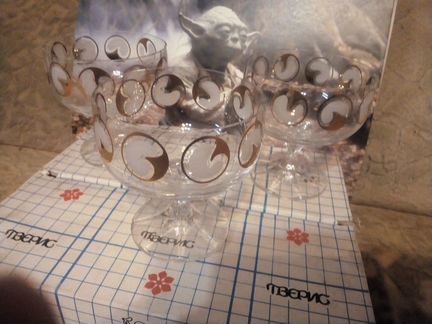 Фужеры, бокалы, стопки