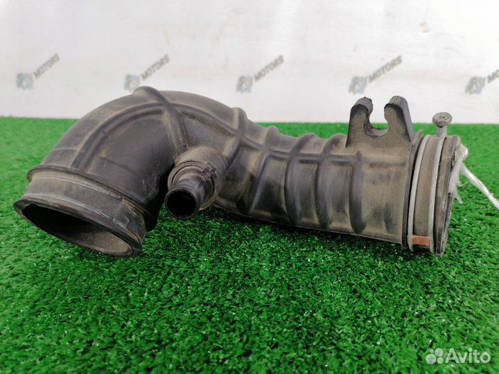 Гофра воздушного фильтра Toyota Sienta NCP81G