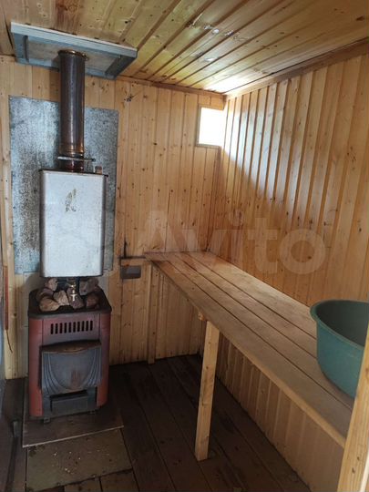 Дача 20 м² на участке 6 сот.