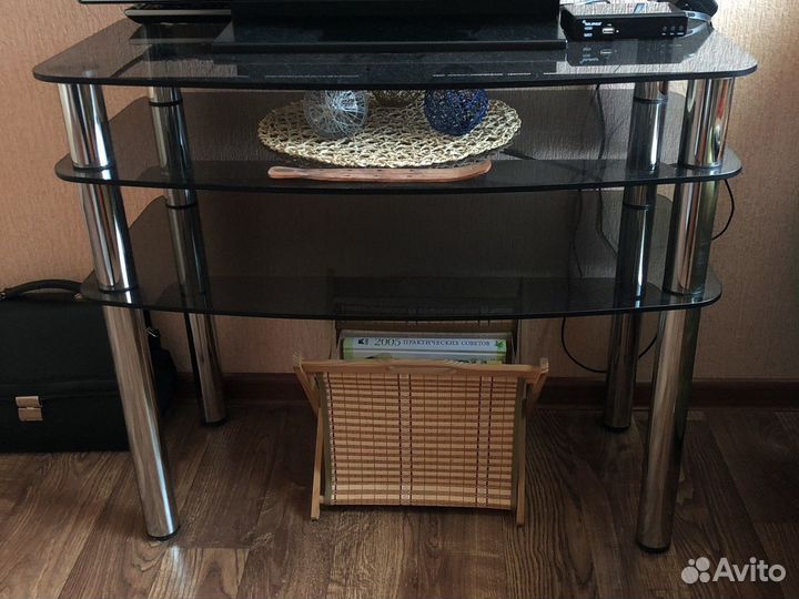 Столик этажерка